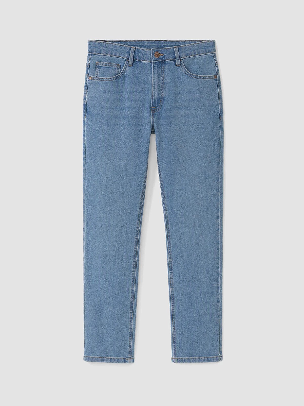 LC Waikiki 779 Regular Fit Jeans - Image 4