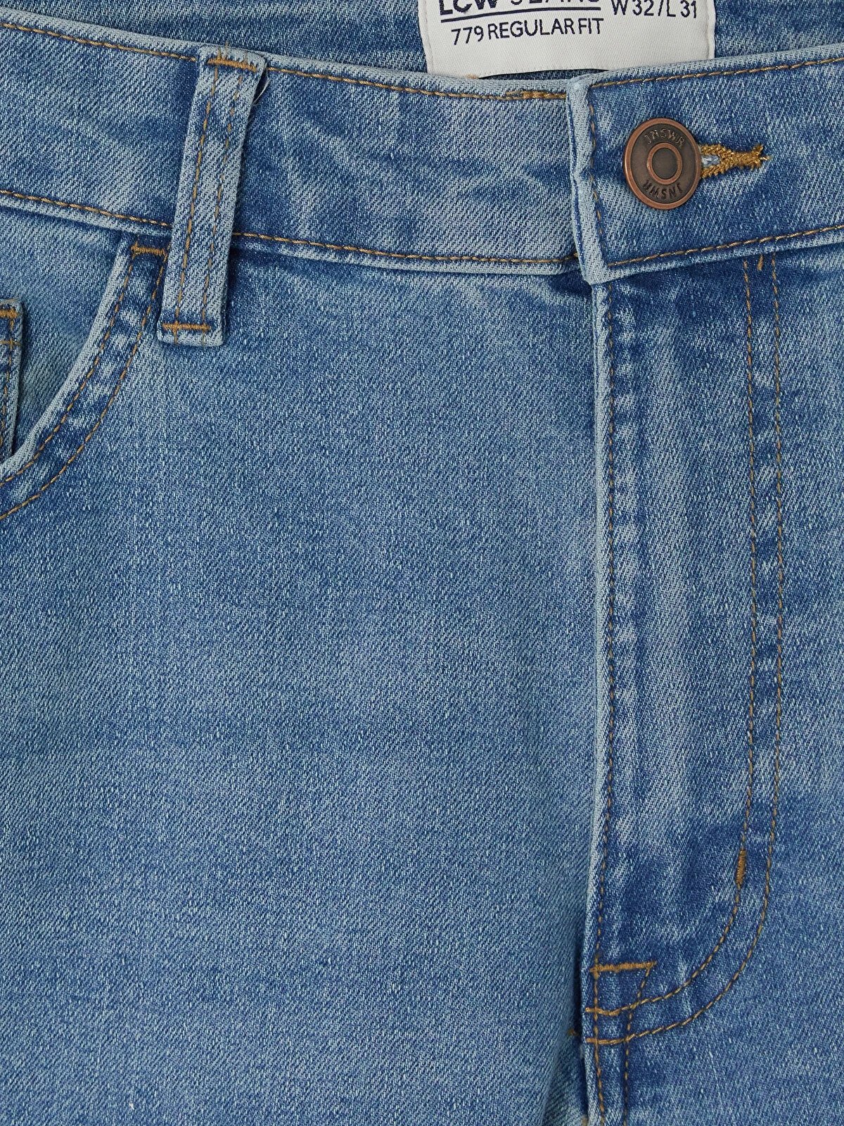 LC Waikiki 779 Regular Fit Jeans - Image 6