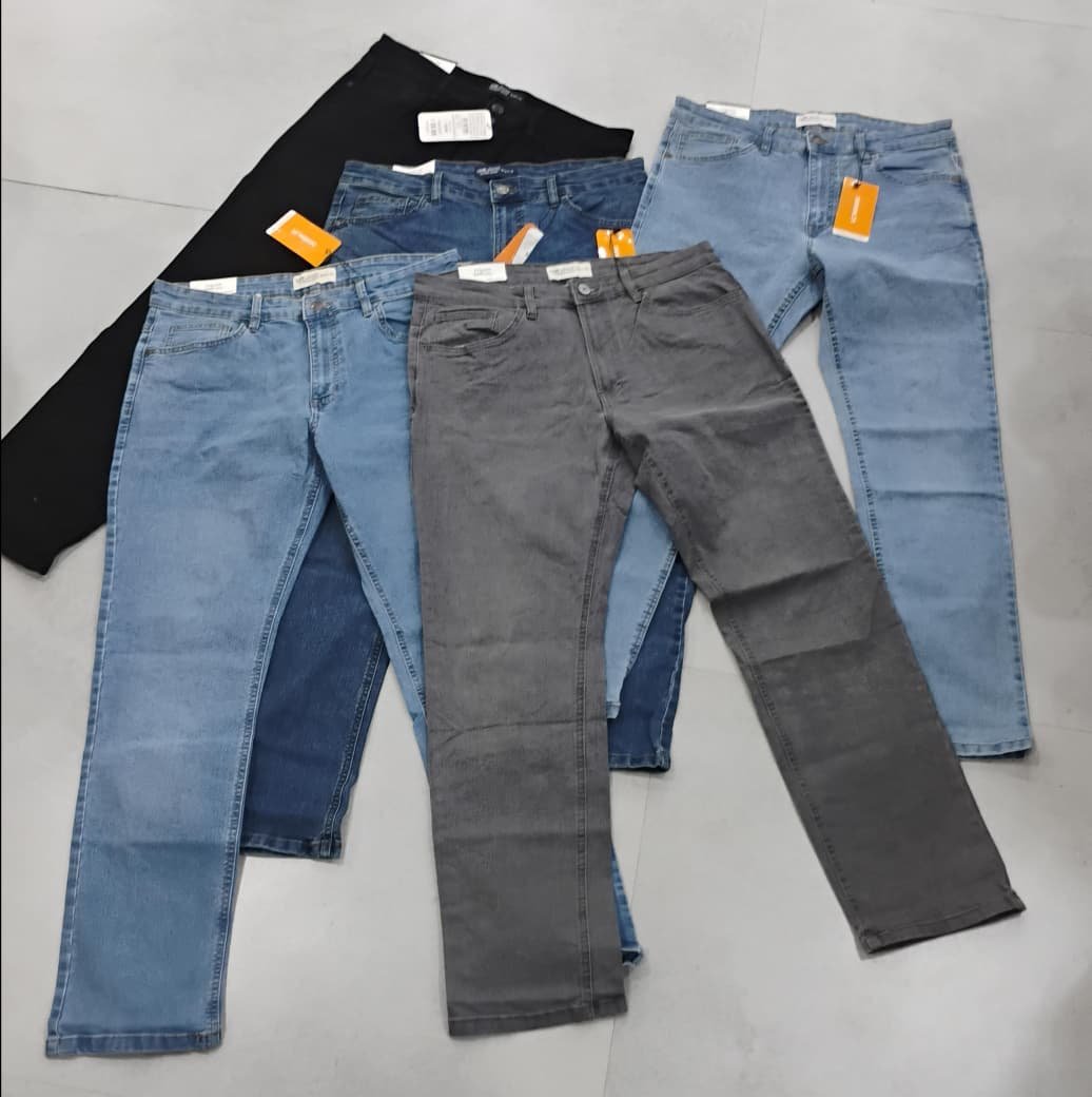 LC Waikiki 779 Regular Fit Jeans - Image 7